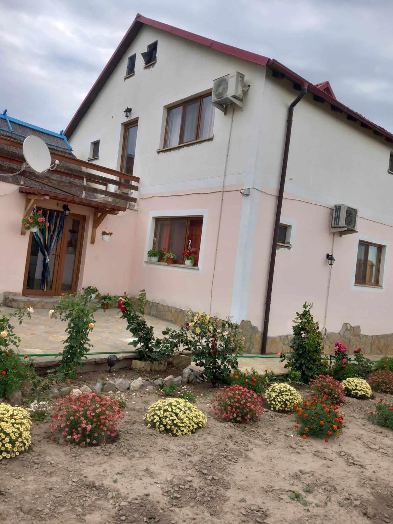 Casa Rasaritul Soarelui Sarichioi Hotel Exterior photo